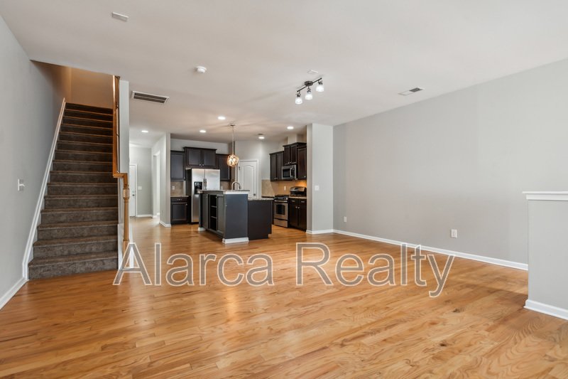 For Rent: 8285 Viewpoint Ln Cornelius NC 28031 property image