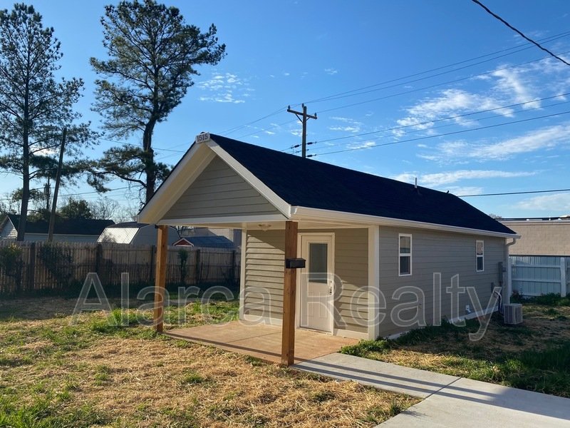 For Rent: 1515 Kimberly Rd Charlotte NC 28208 property image