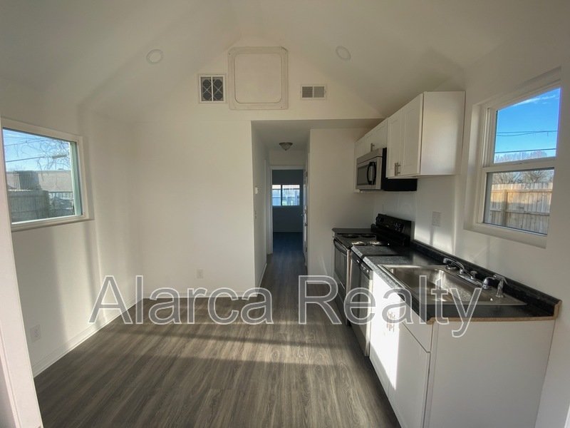 For Rent: 1515 Kimberly Rd Charlotte NC 28208 property image