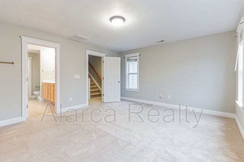 For Rent: 4234 Vance Rd N Huntersville NC 28078 property image