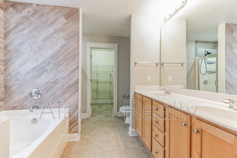 For Rent: 4234 Vance Rd N Huntersville NC 28078 property image