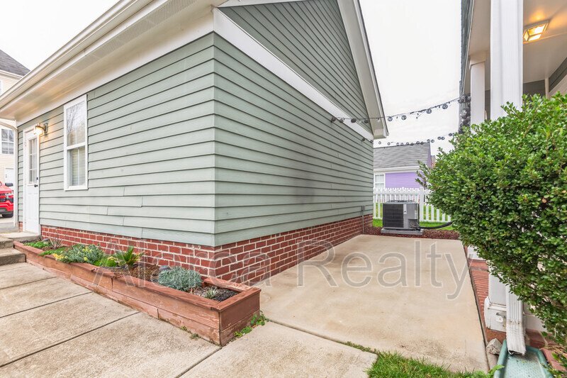 For Rent: 4234 Vance Rd N Huntersville NC 28078 property image