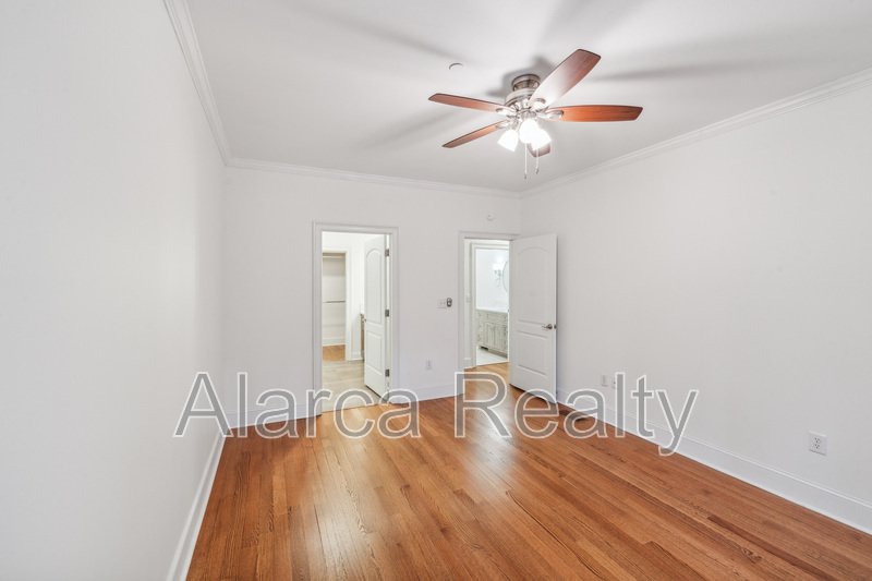 For Rent: 400 N Church St Unit 204 Charlotte NC 28202 property image
