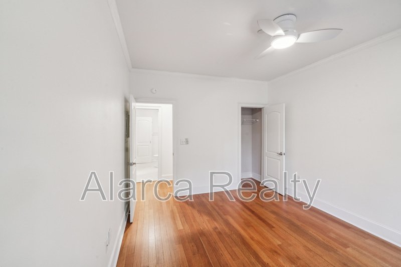 For Rent: 400 N Church St Unit 204 Charlotte NC 28202 property image