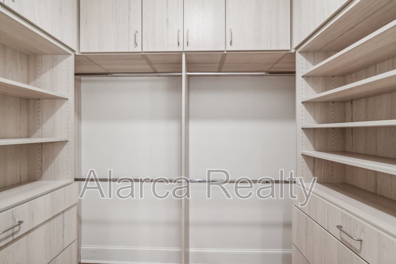 For Rent: 400 N Church St Unit 204 Charlotte NC 28202 property image