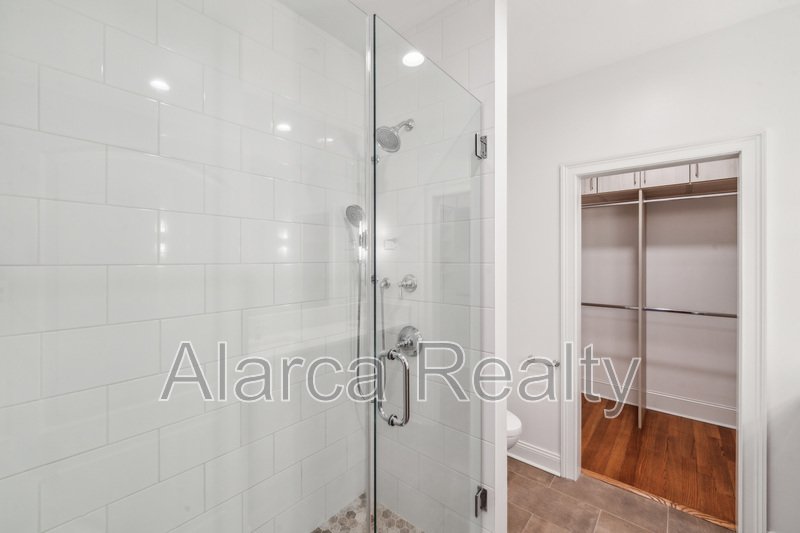 For Rent: 400 N Church St Unit 204 Charlotte NC 28202 property image