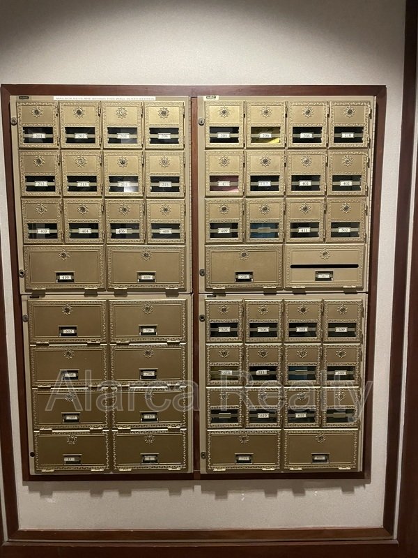 For Rent: 400 N Church St Unit 204 Charlotte NC 28202 property image