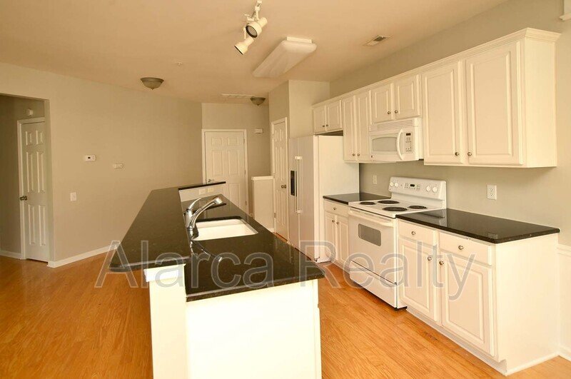 For Rent: 3282 Margellina Dr Charlotte NC 28210 property image