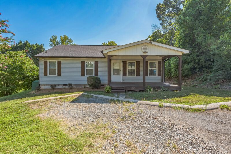 For Rent: 43B Court St Belmont NC 28012 property image