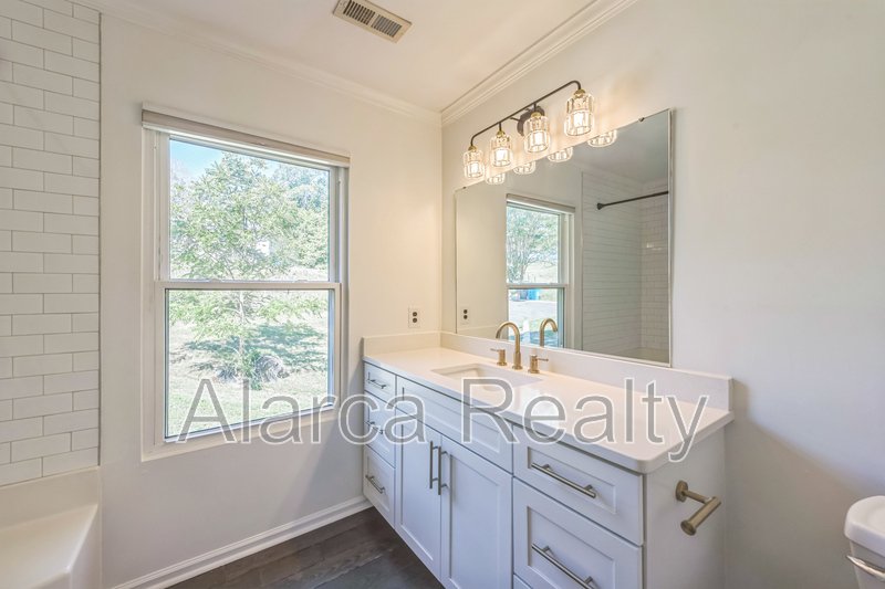 For Rent: 43B Court St Belmont NC 28012 property image