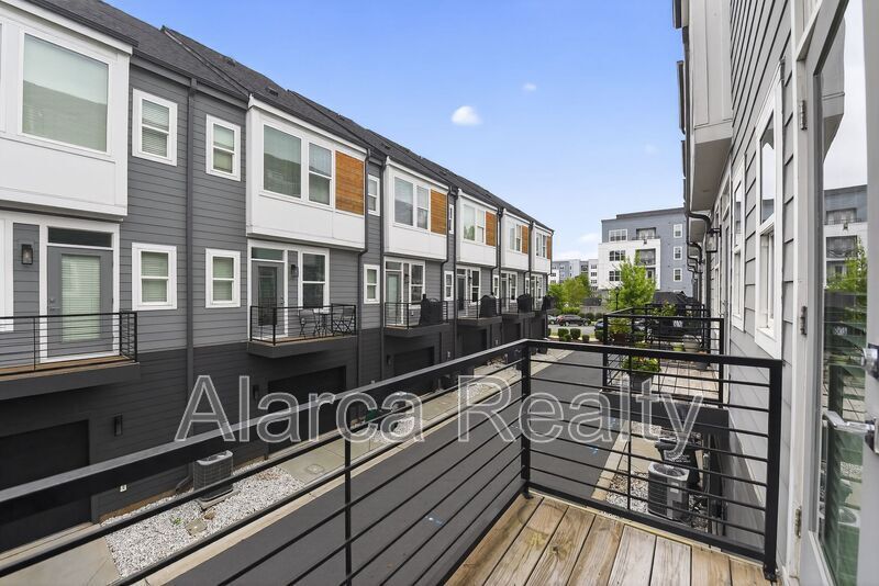 For Rent: 2123 Bryant Park Dr Charlotte NC 28208 property image