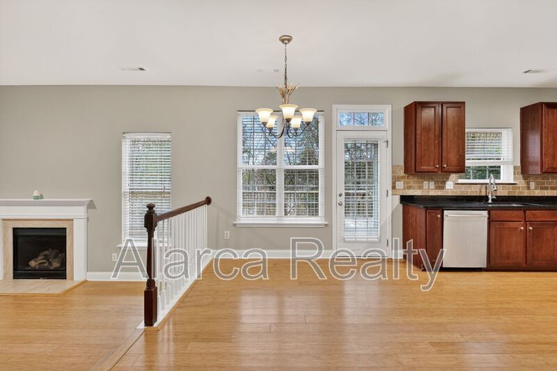 For Rent: 1454 Bedlington Dr NW, Charlotte, NC 28269 property image