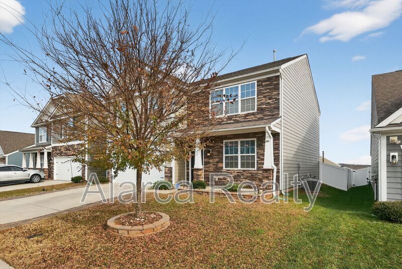 For Rent: 147 Cherry Birch St Mooresville NC 28117 property image