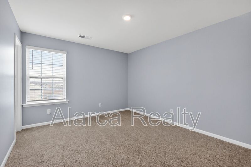 For Rent: 147 Cherry Birch St Mooresville NC 28117 property image