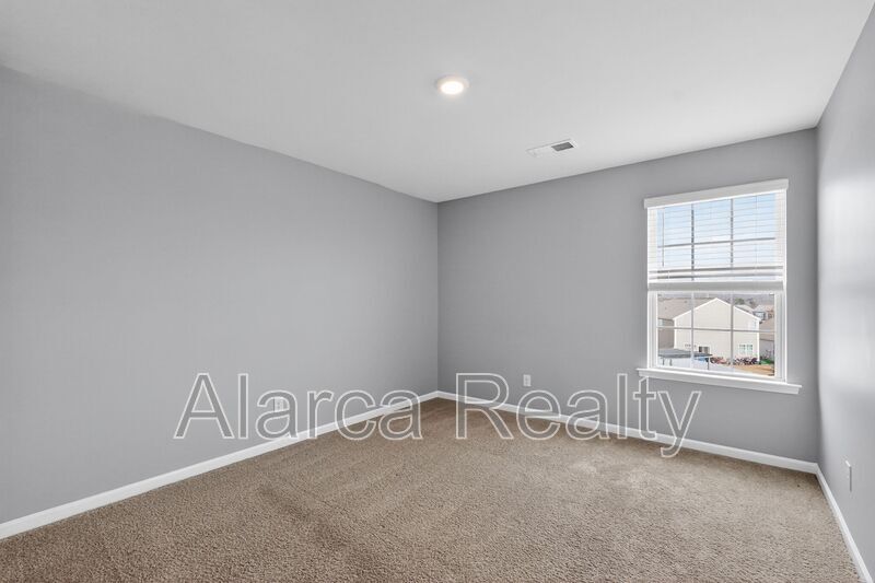 For Rent: 147 Cherry Birch St Mooresville NC 28117 property image