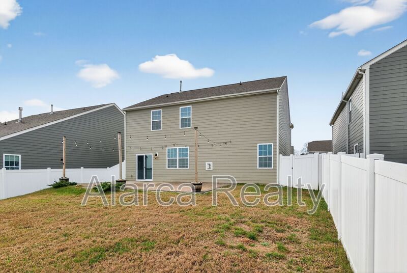 For Rent: 147 Cherry Birch St Mooresville NC 28117 property image