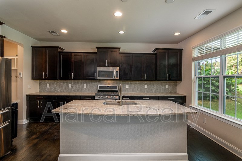 For Rent: 127 Blossom Ridge Dr Mooresville NC 28117 property image