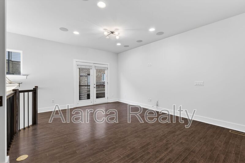 For Rent: 2727 Grand Union Way Charlotte NC 28209 property image