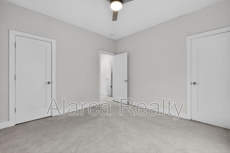 For Rent: 2727 Grand Union Way Charlotte NC 28209 property image