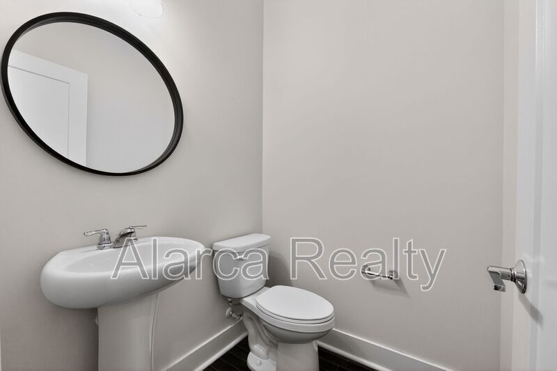 For Rent: 2727 Grand Union Way Charlotte NC 28209 property image