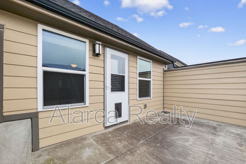 For Rent: 2727 Grand Union Way Charlotte NC 28209 property image