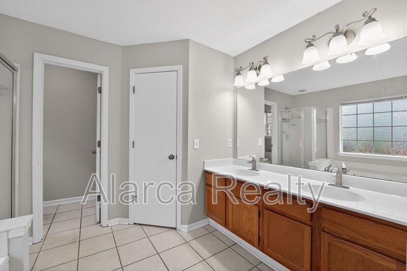 For Rent: 11025 Scrimshaw Ln Charlotte NC 28215 property image