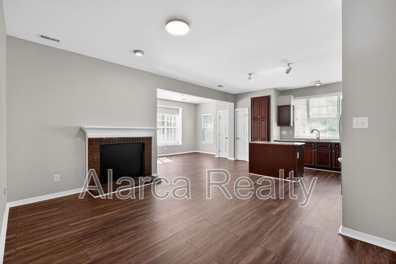 For Rent: 13515 Grey Coat Ct Charlotte NC 28273 property image