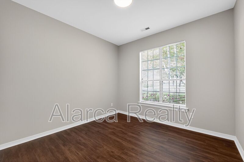 For Rent: 13515 Grey Coat Ct Charlotte NC 28273 property image