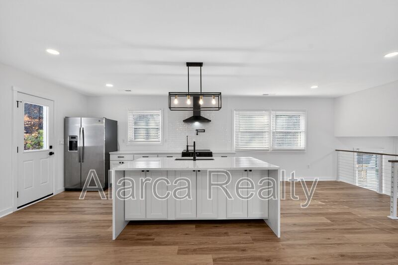 For Rent: 301 Dollar Cir Charlotte NC 28270 property image