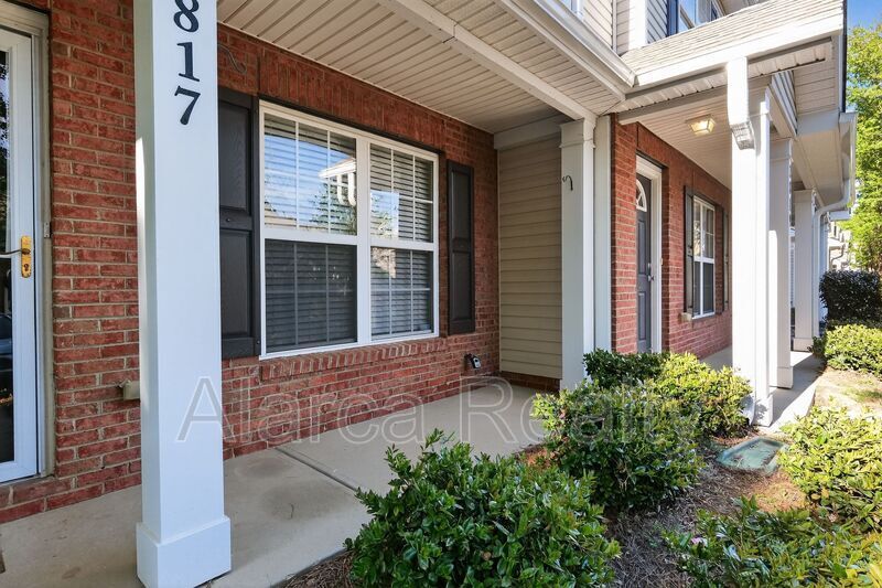 For Rent: 2817 Summergrove Ct, Matthews, NC 28105 property image