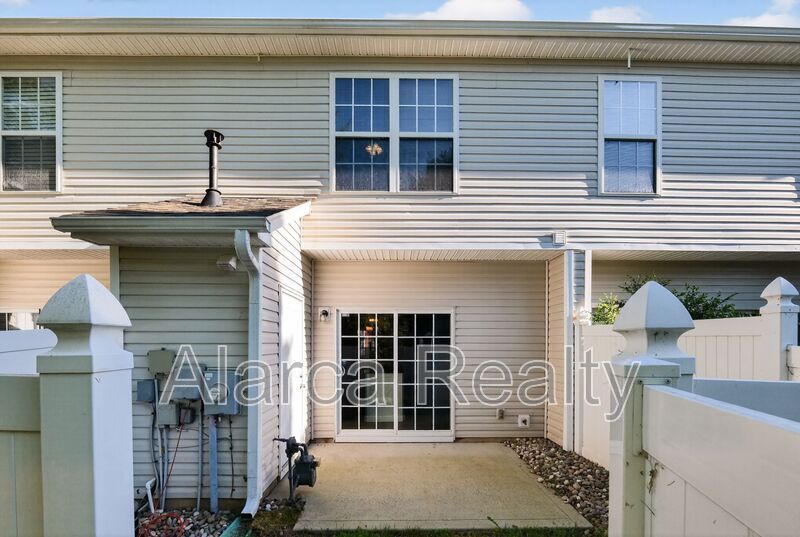 For Rent: 2817 Summergrove Ct, Matthews, NC 28105 property image