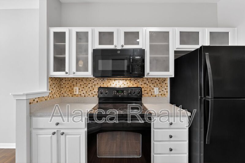 For Rent: 4903 Sunburst Ln Charlotte NC 28213 property image