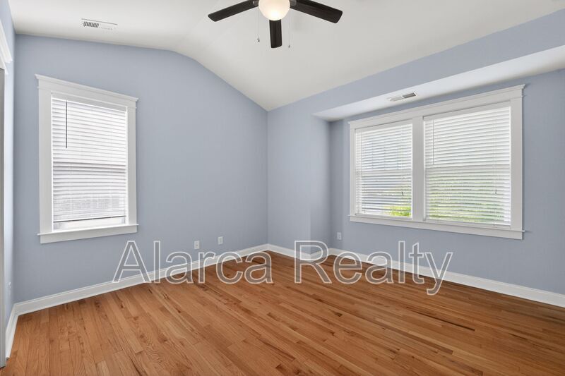 For Rent: 330 Davidson Gateway Dr Davidson NC 28036 property image