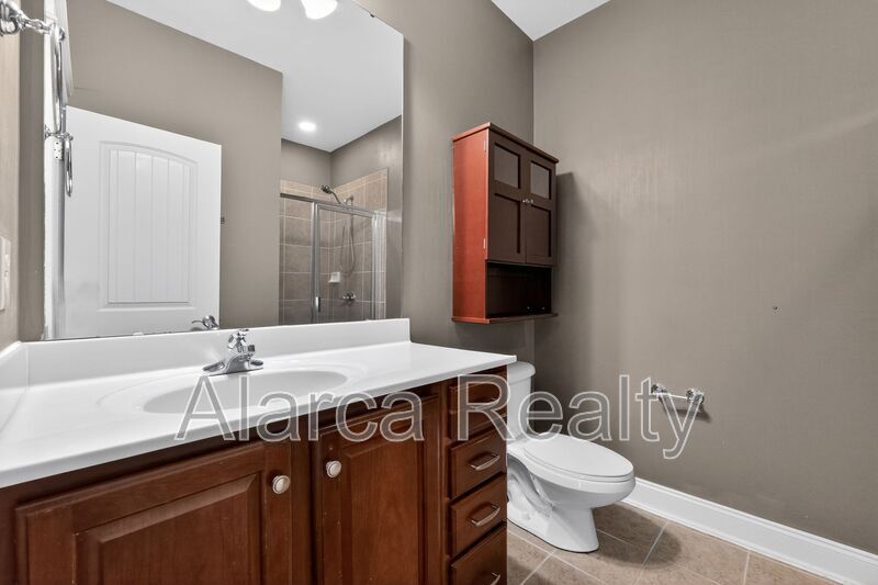 For Rent: 330 Davidson Gateway Dr Davidson NC 28036 property image