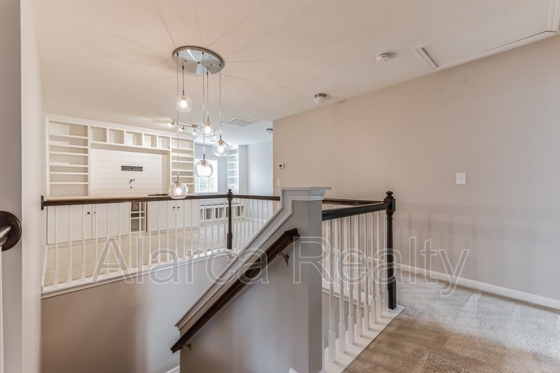 For Rent: 7419 Canova Ln Charlotte NC 28278 property image