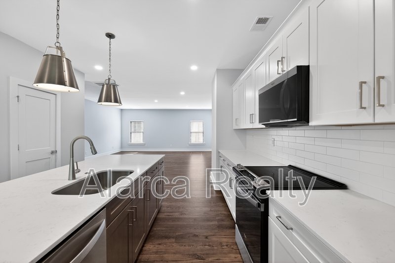 For Rent: 714 Falling Oak Aly Huntersville NC 28078 property image