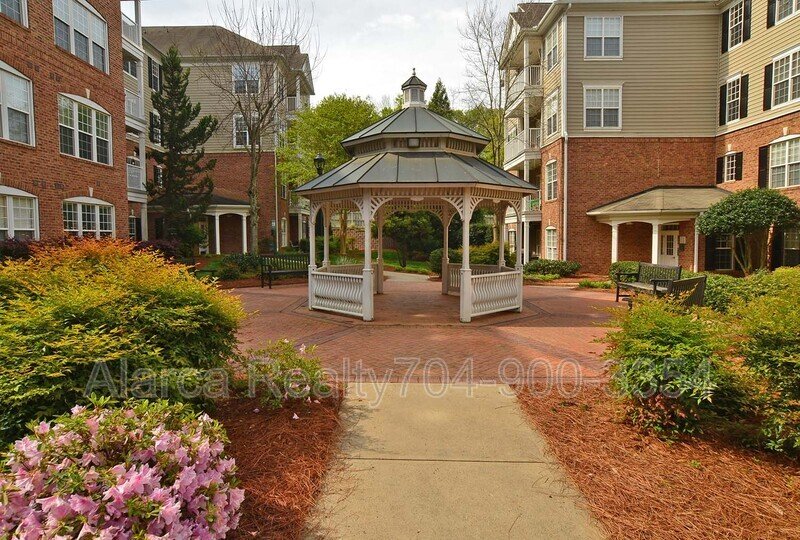 For Rent: 3282 Margellina Dr Charlotte NC 28210 property image