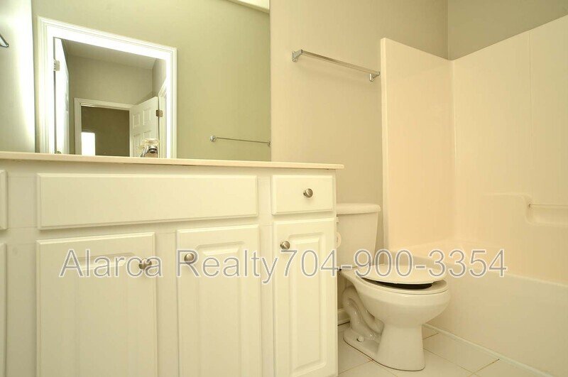 For Rent: 3282 Margellina Dr Charlotte NC 28210 property image