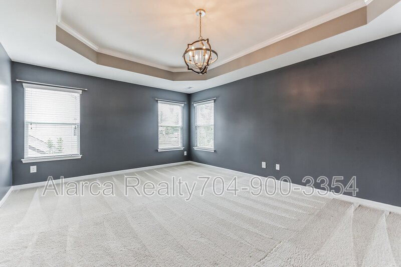 For Rent: 7419 Canova Ln Charlotte NC 28278 property image