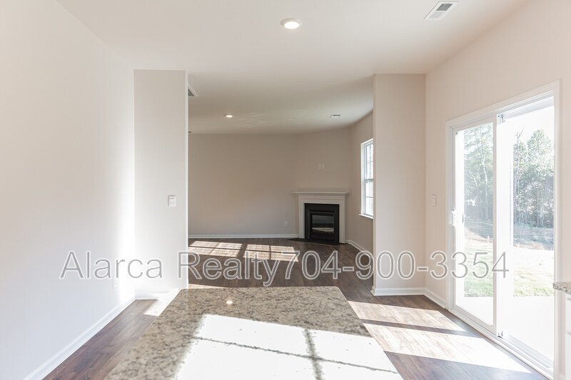 For Rent:  114 Sequoia Forest Dr Mooresville NC 28117 property image