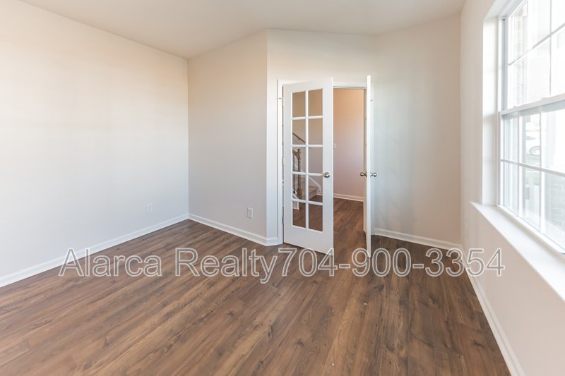 For Rent:  114 Sequoia Forest Dr Mooresville NC 28117 property image