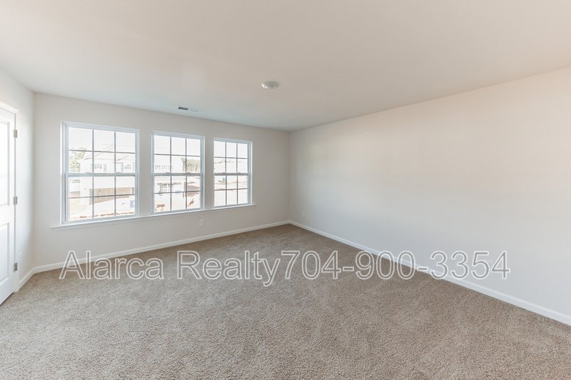 For Rent:  114 Sequoia Forest Dr Mooresville NC 28117 property image