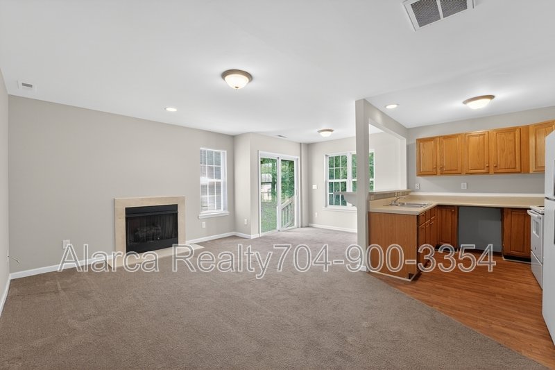 For Rent: 5620 Ilford St Charlotte NC 28215 property image