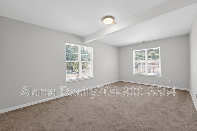 For Rent: 5620 Ilford St Charlotte NC 28215 property image