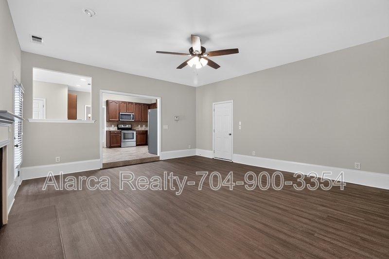 For Rent: 2041 White Cedar Ln Waxhaw NC 28173 property image