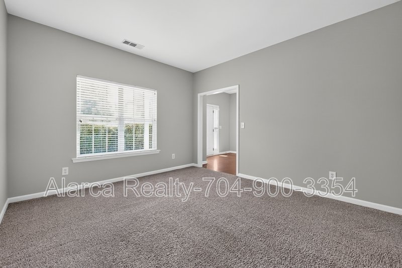 For Rent: 2041 White Cedar Ln Waxhaw NC 28173 property image
