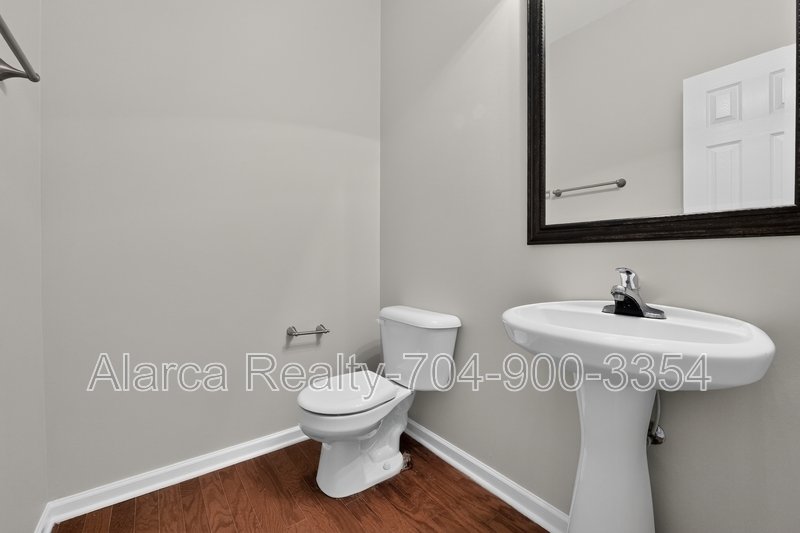 For Rent: 2041 White Cedar Ln Waxhaw NC 28173 property image