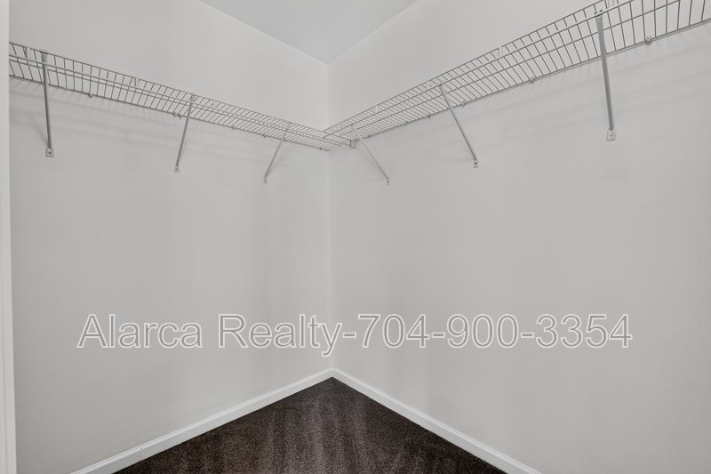 For Rent: 11528 Lottingly Dr Huntersville NC 28078 property image