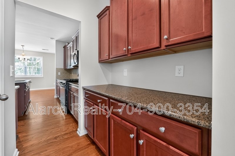 For Rent: 11528 Lottingly Dr Huntersville NC 28078 property image