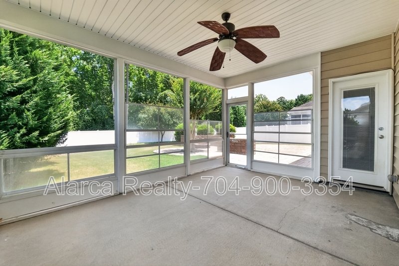 For Rent: 11528 Lottingly Dr Huntersville NC 28078 property image